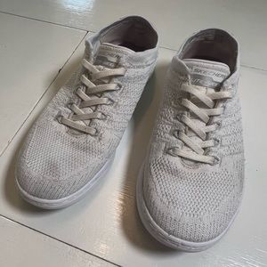 Skechers Memory Foam Slip On Sneakers size 7